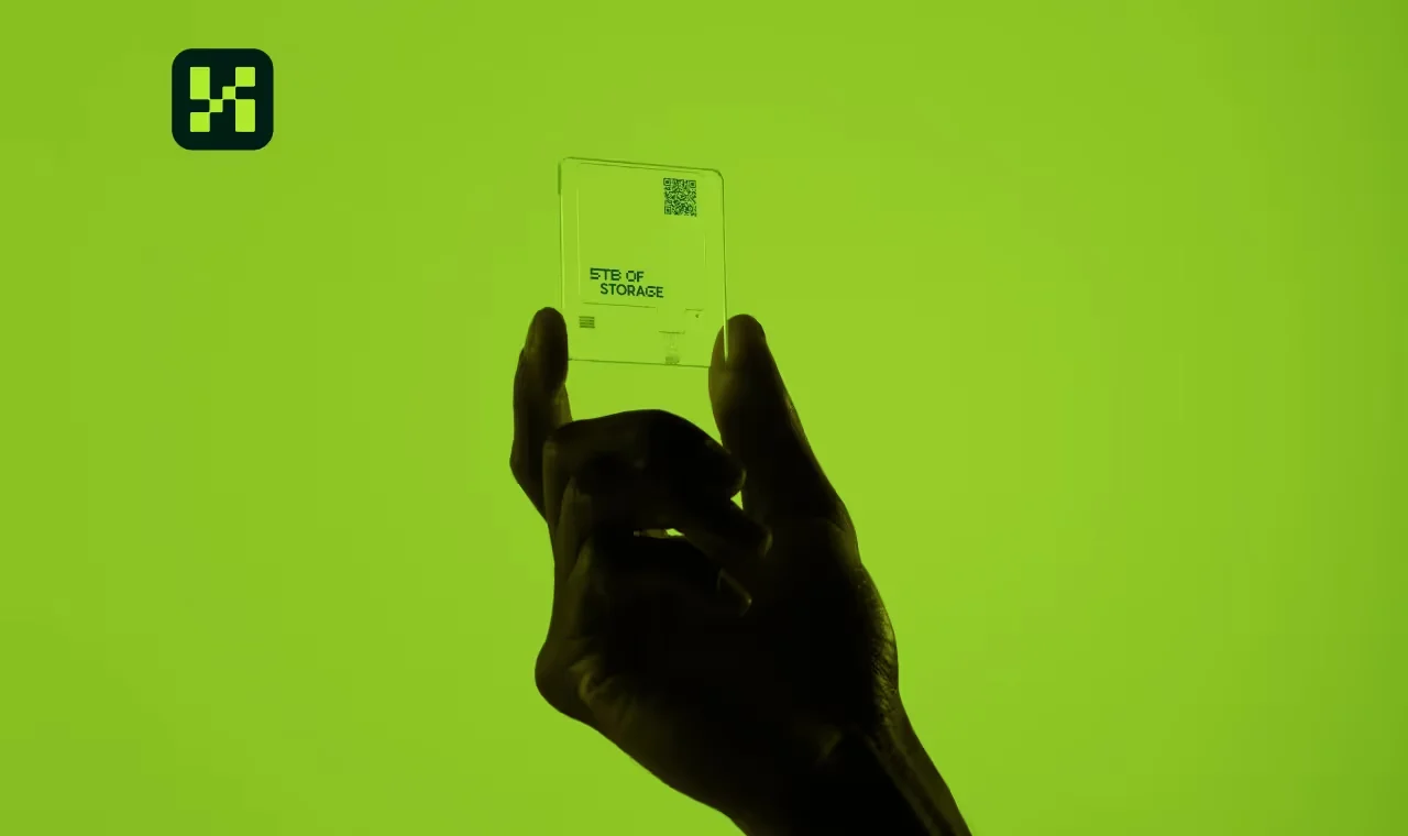 Building pixel aesthetic for HiCloud identity block-by-block