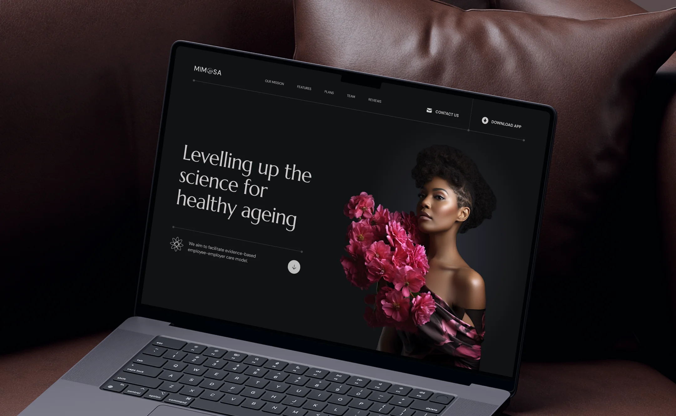 An empowering visual identity to support women at a sensitive stage of health