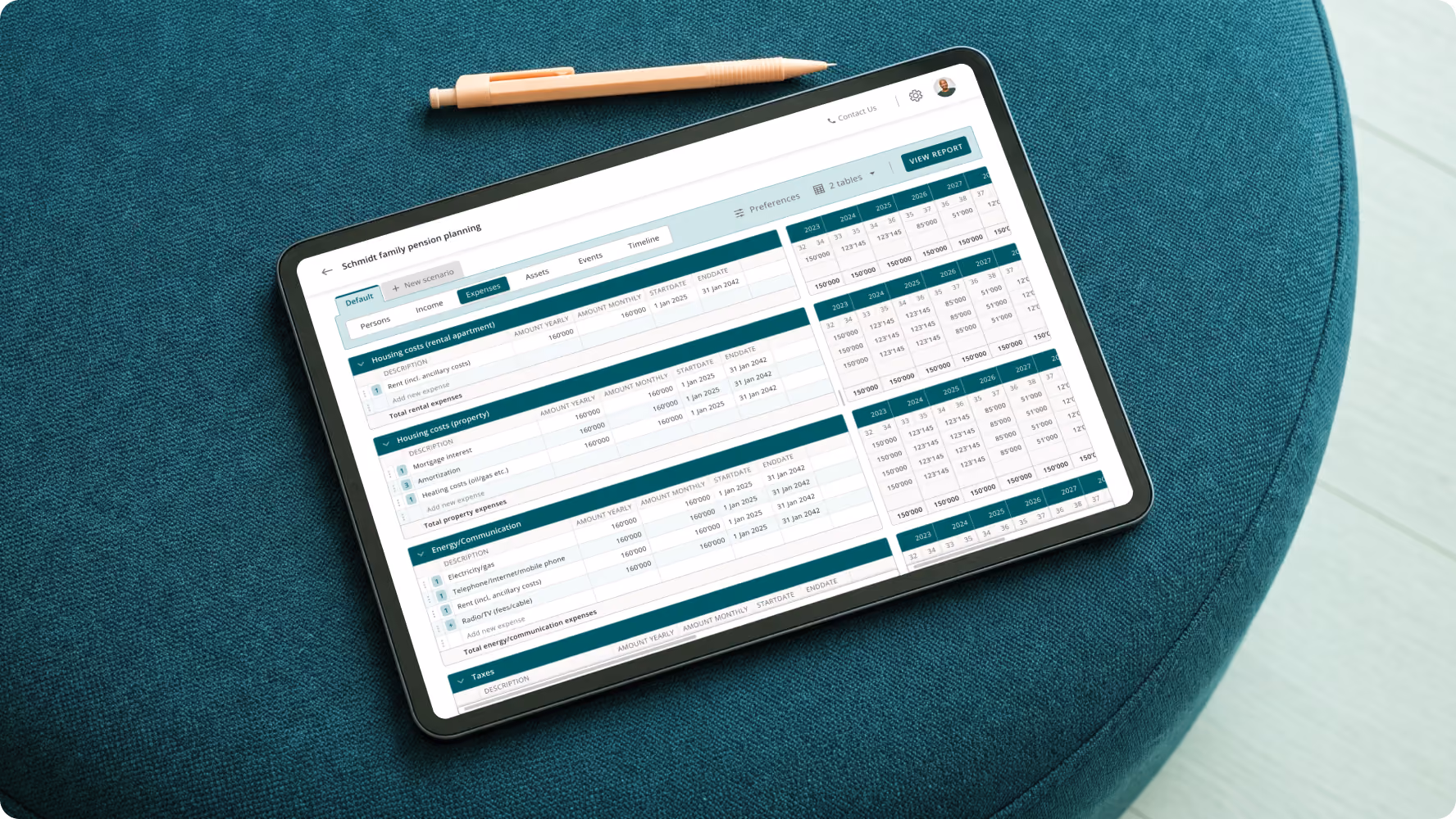 Financial planning platform UI and table design